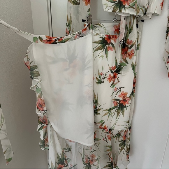 PatBO Floral Print Ruffle Wrap Set - Picture 13 of 16